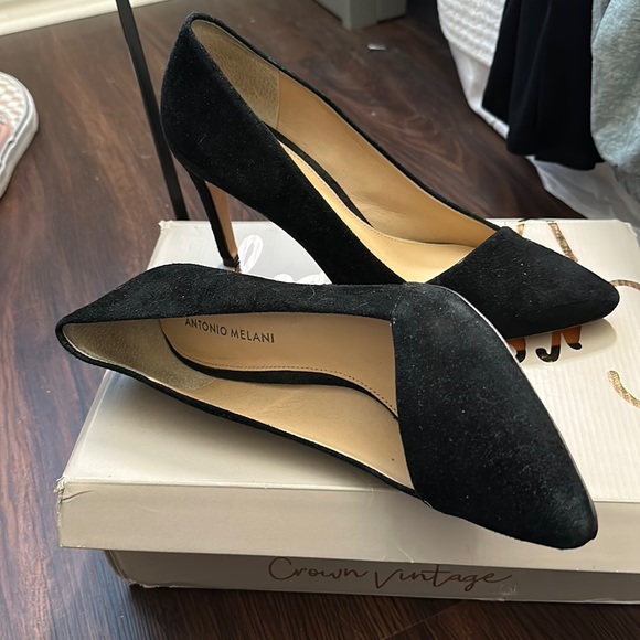 Shoes - Antonio Melani heels suede feel